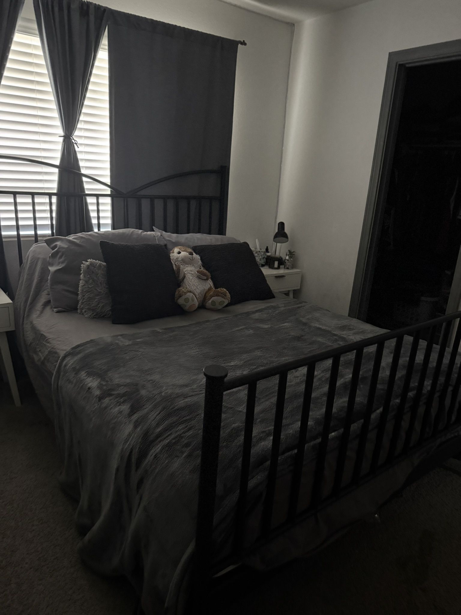 Bed Frame 