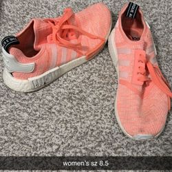 Adidas Sneakers