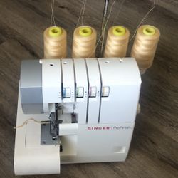 SINGER Overlock | ProFinish 14CG754 Thread Serger with Adjustable Stitch Length, & Differential Feed - Sewing Made Easy,White 