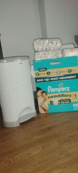 Dekor Diaper Pail & 400 Count Size One Diapers