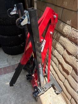 Harbor Freight Pittsburgh 1-Ton Foldable Engine Hoist – Like New**