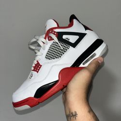 Jordan 4 Retro Fire Red 2020 Size 11.5