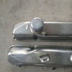 Chrysler Valve Covers V8 $100 Or Best Offer