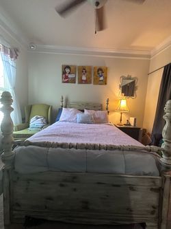 Rustic Distressed Wood Four-Poster full Bed Frame