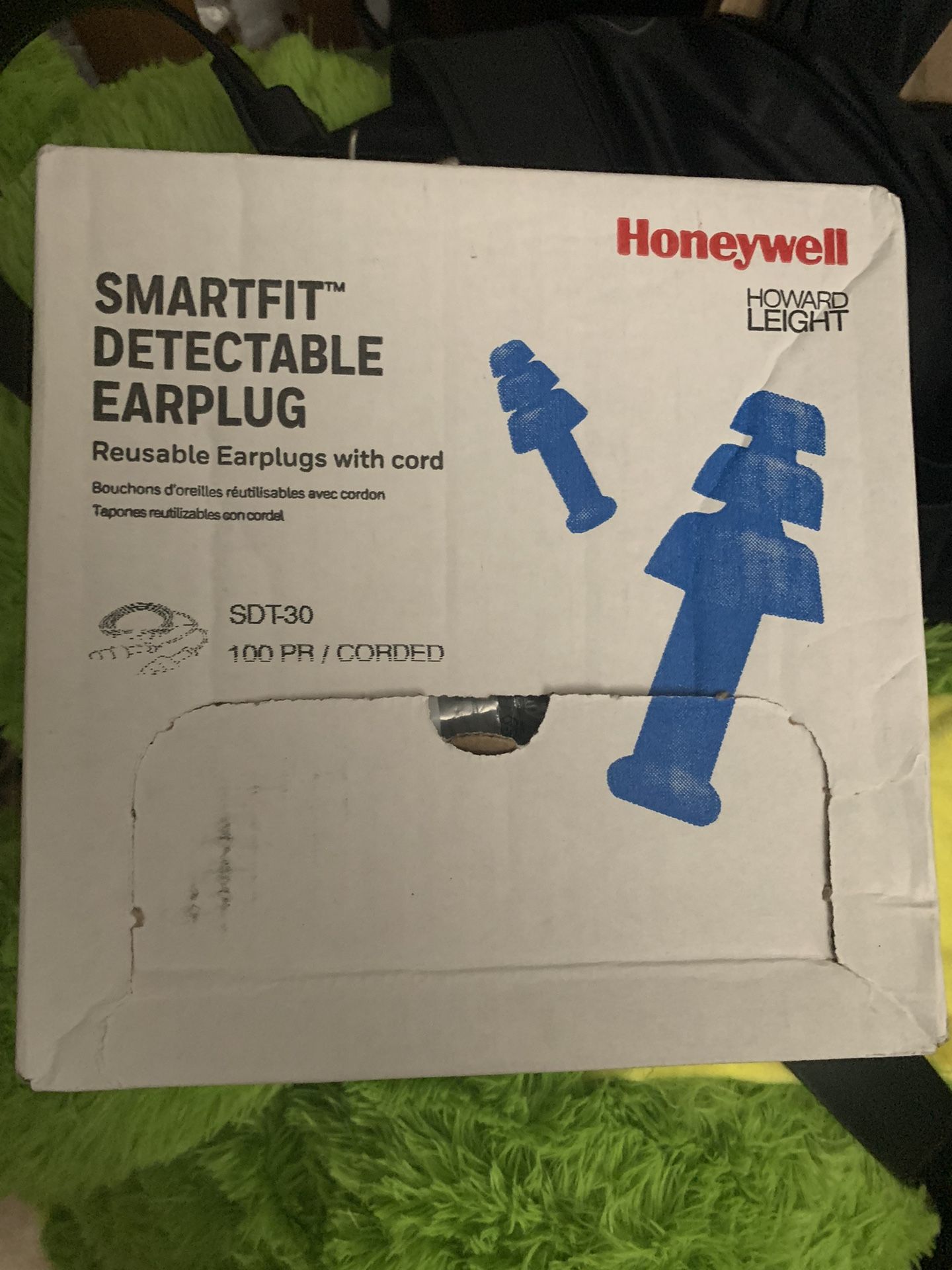 BRAND NEW IN BOX HONEYWELL SMARTFIT DETECTABLE EARPLUGS 100count in box