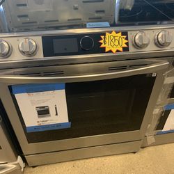 New Scratch And Dent Samsung Slide In Electric Stove 6 Months 
