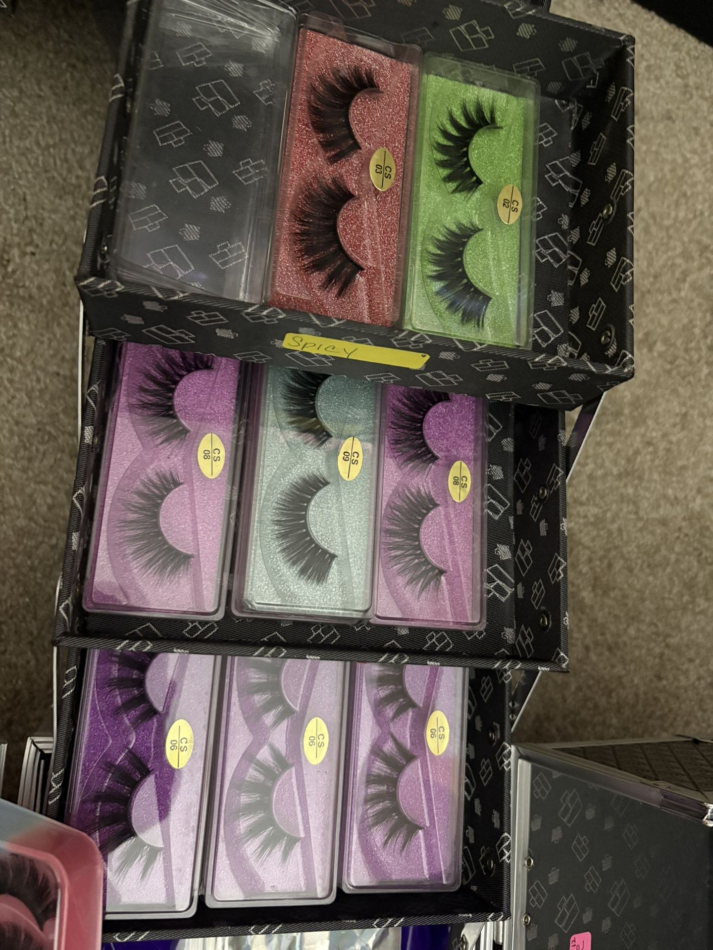 Strip lashes