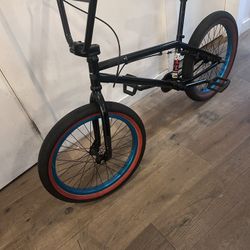 Haro BMX BIKE 