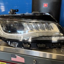 2017-2020 RF lincoln mkz headlight w modules 