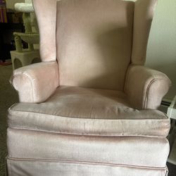 VINTAGE PINK SUEDE CHAIR