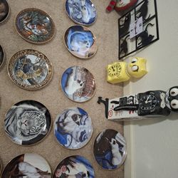 Franklin Mint and Bradford Exchange Cat Plates