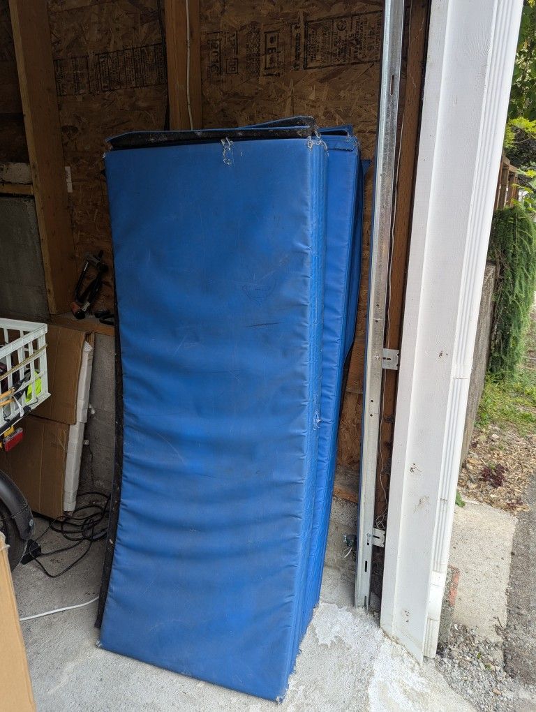 Gym Mats 5' X 10'
