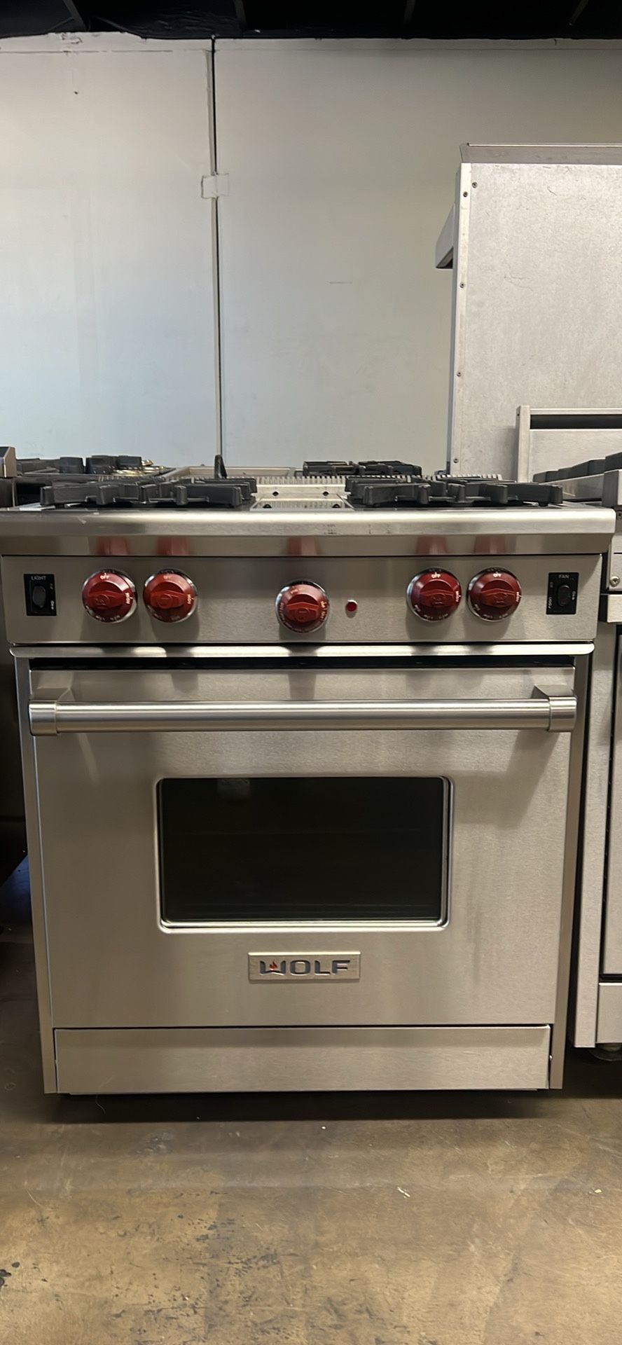Wolf 30”Wide All Gas Range Stove In Stainless Steel
