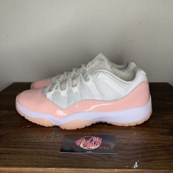 Air Jordan 11 Low Legend Pink