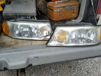 Lincoln Navigator headlights