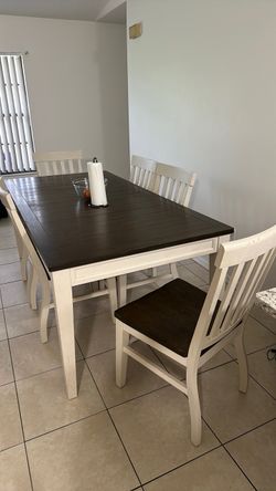 Dining table with 6 chairs