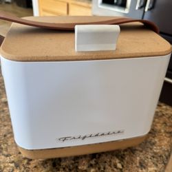 Frigidaire Cooler