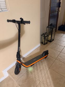Ninebot eKickScooter C2