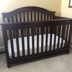 Europa Baby furniture crib dresser changing table for Sale in