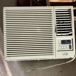 Hampton Bay Wall Air Conditioner 