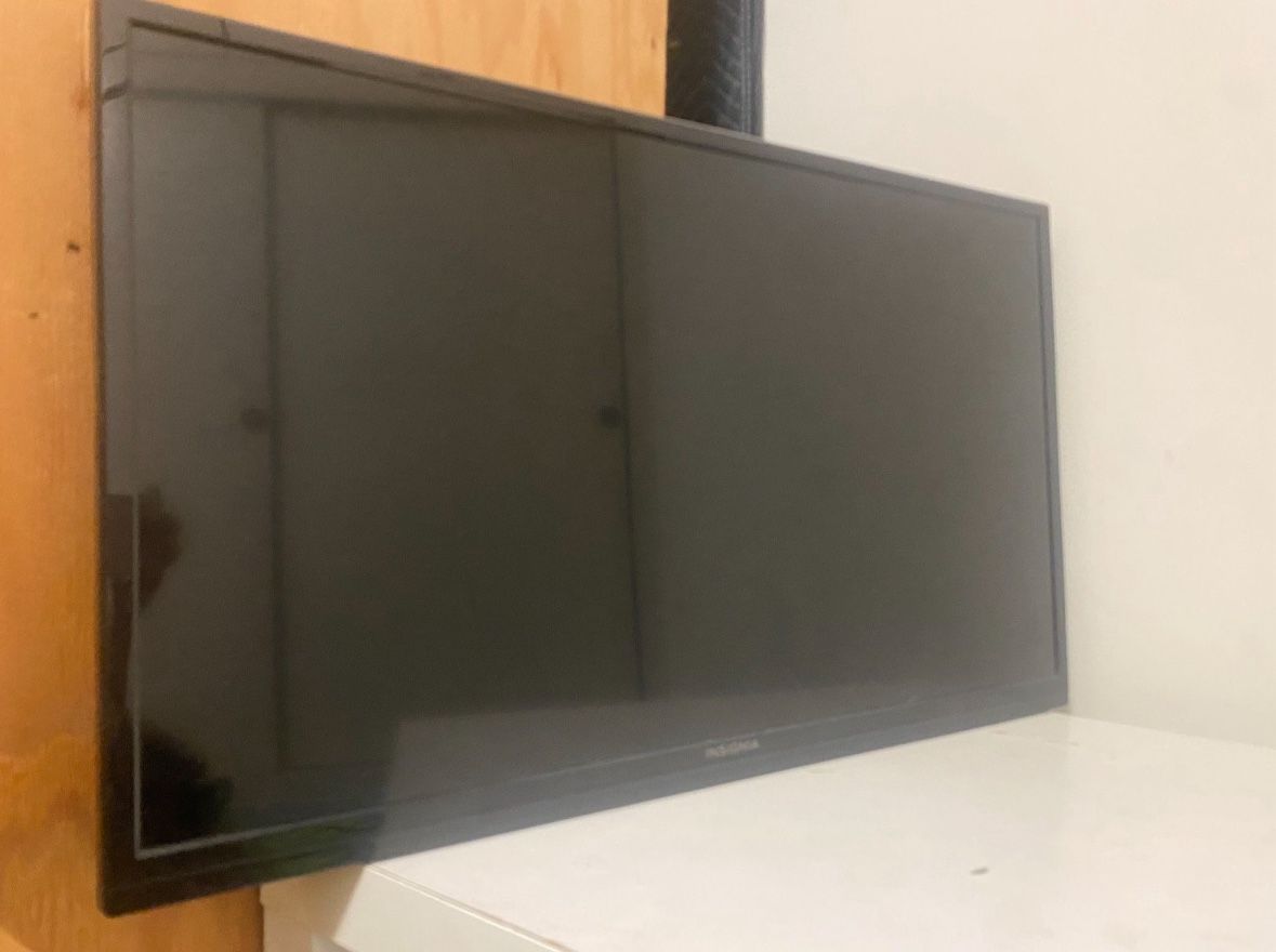 28 inch tv