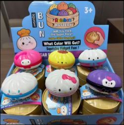 Sanrio Characters Slow Rise Scented Dumplings with steamer