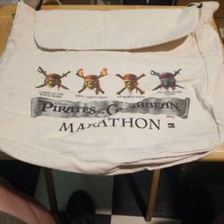 Disney,s Pirate Of the Caribbean Canvass Bag.