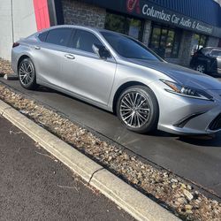 2022 Lexus ES