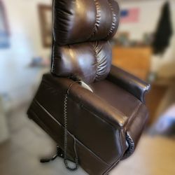 Lift Chair Pride Series LC525