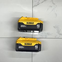Brand New DEWALT 20v (2)5.0ah Batteries 