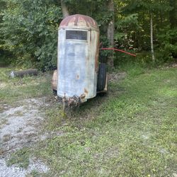 Horse Trailer 