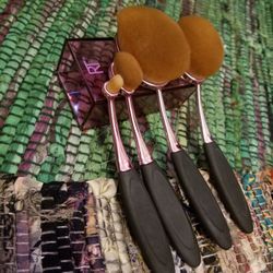 make up brushes
