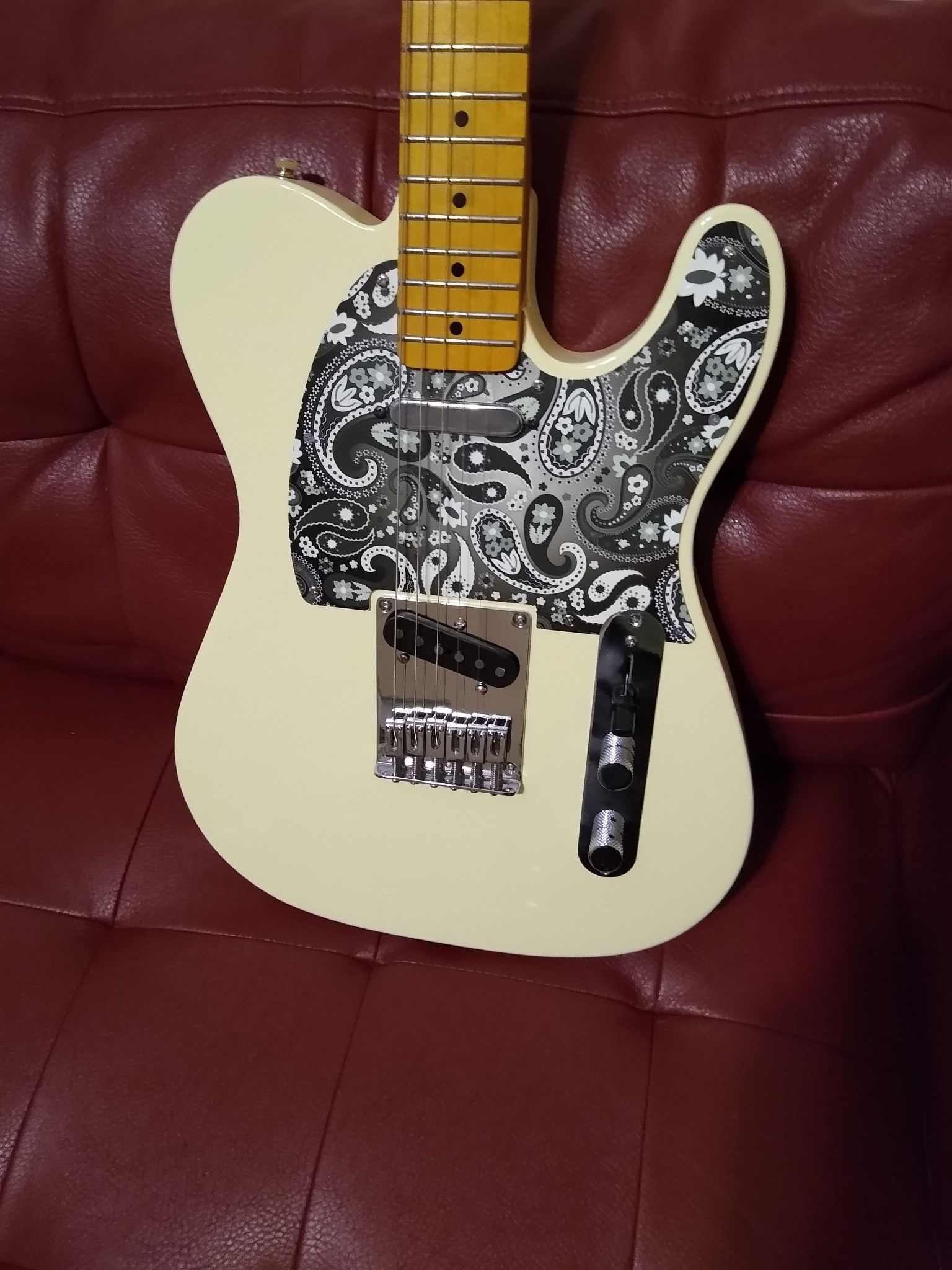 FENDER SQUIER VINTAGE MODIFIED PARTSCASTER
