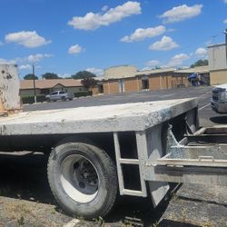 Flatbed 