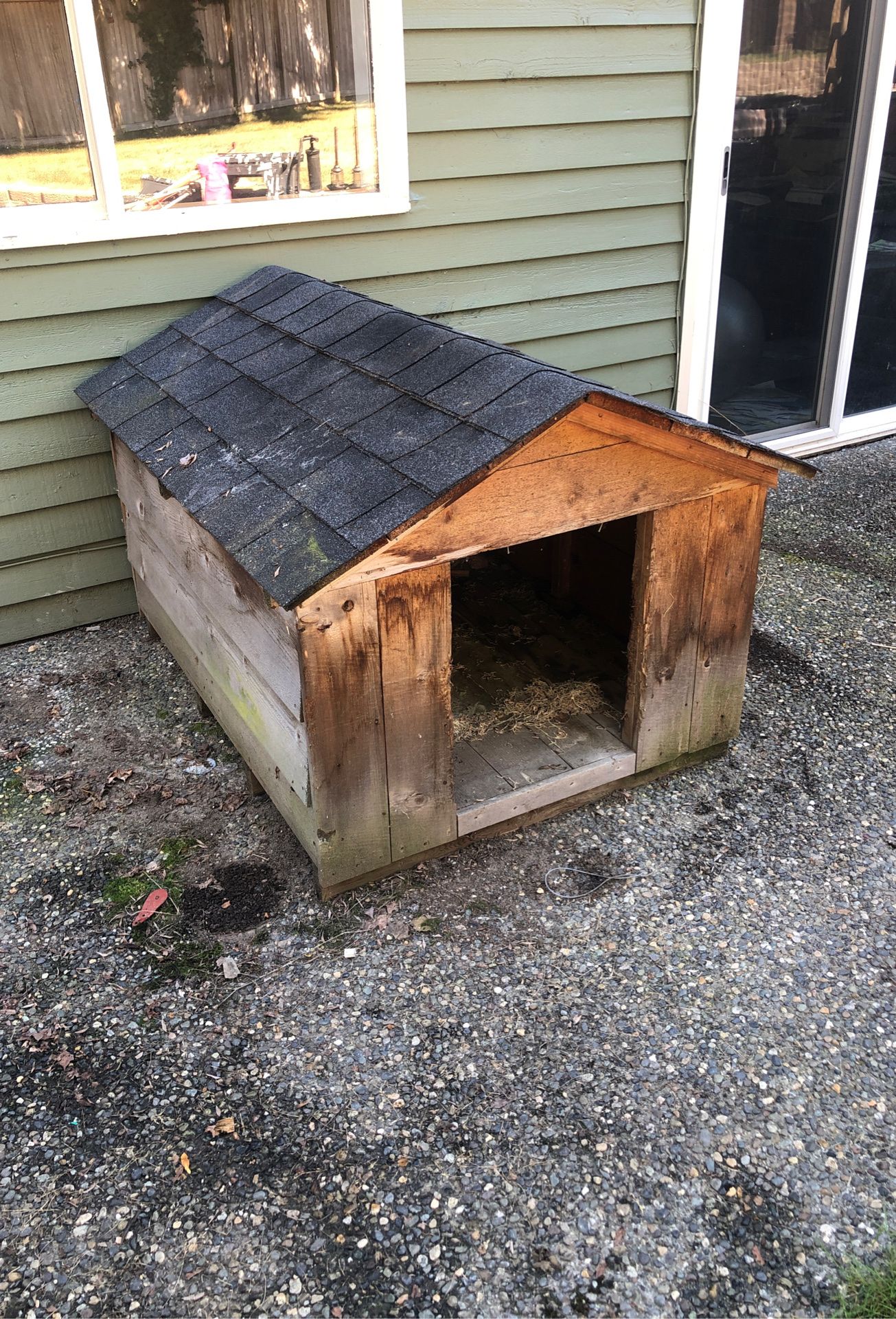 Dog house