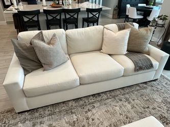RH Maxwell 8ft Classic Sofa and Ottoman