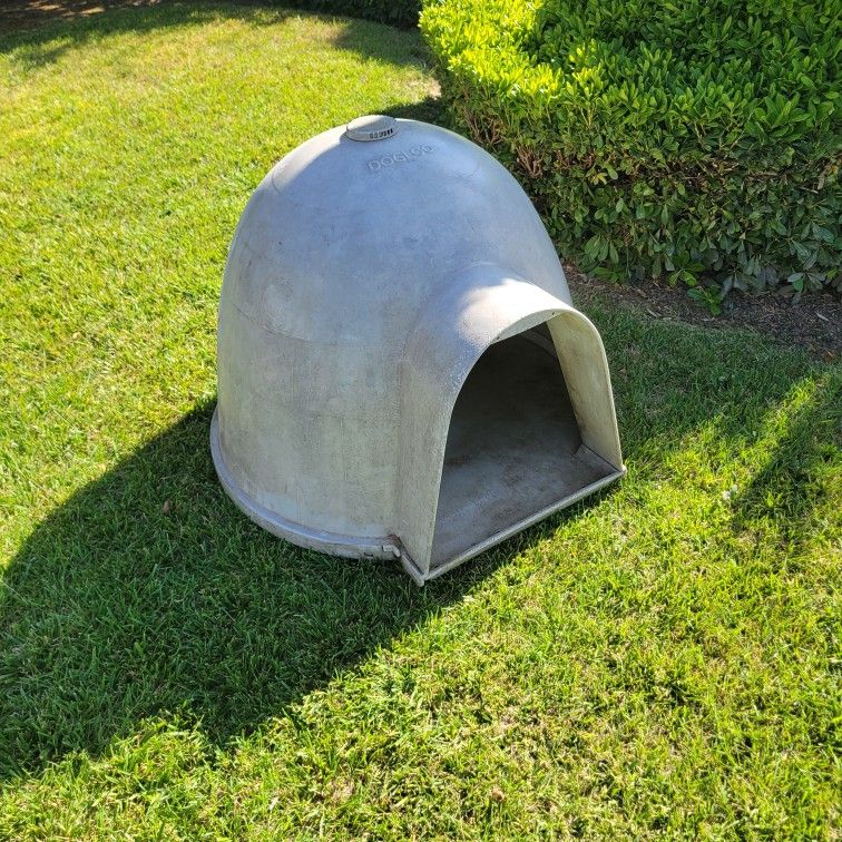 Dog House!