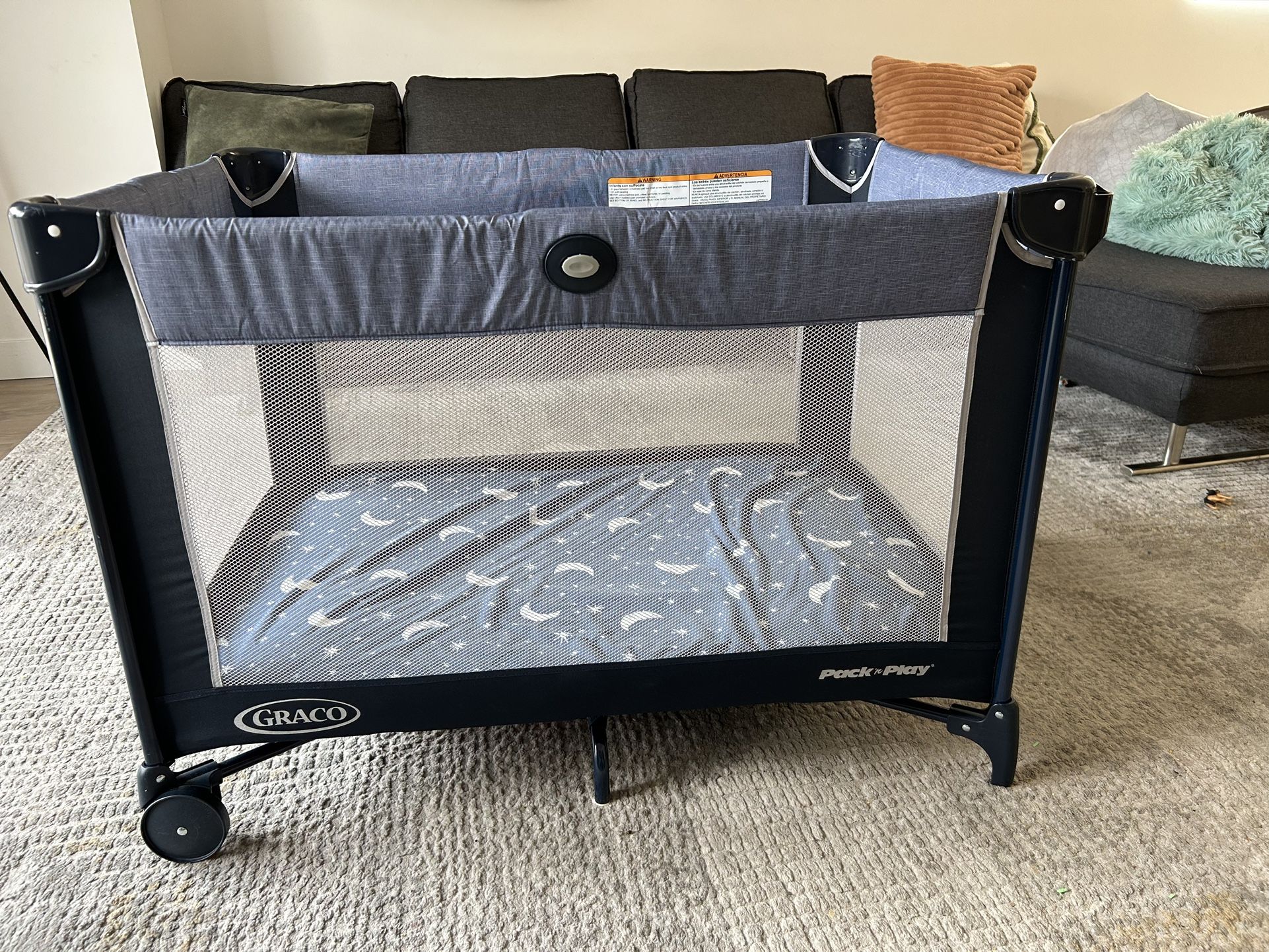 Slumber pod & Graco Play Pen