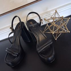 Michael Kors Laci Platform Sandals / Women's Heels Size 8