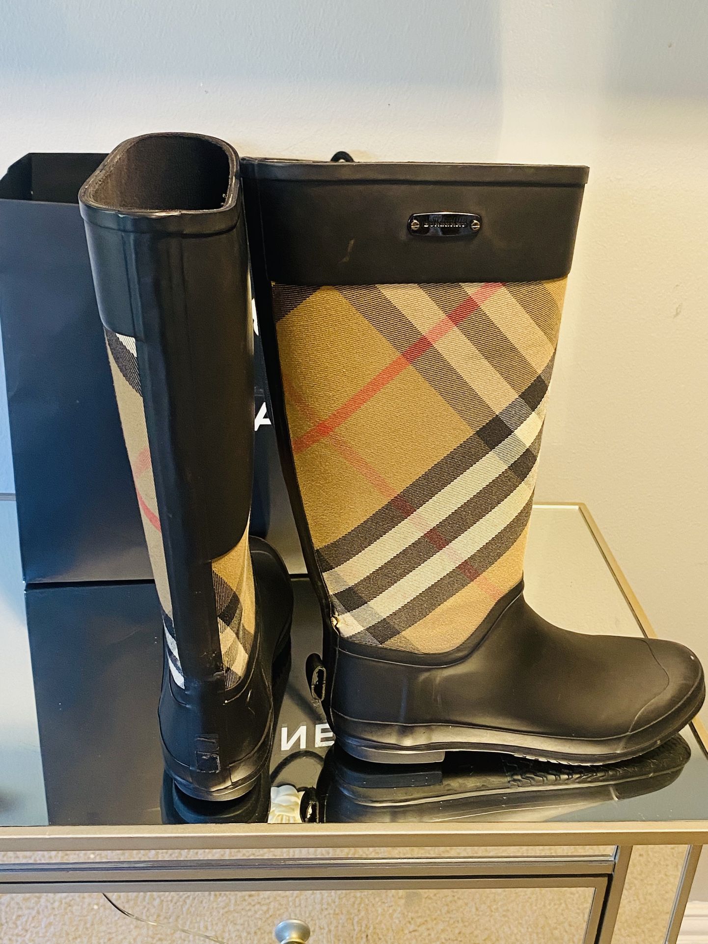 BURBERRY Rain Boots
