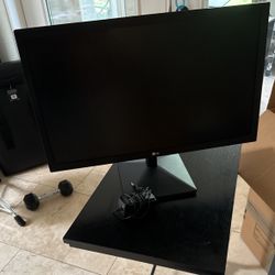 LG Computer Monitor 