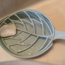 3 Color Soap Dish,Leaf-Shaped Shower Soap Holder with Draining Tray,Fashionable Soap Dish for Shower Kitchen,3 Pack