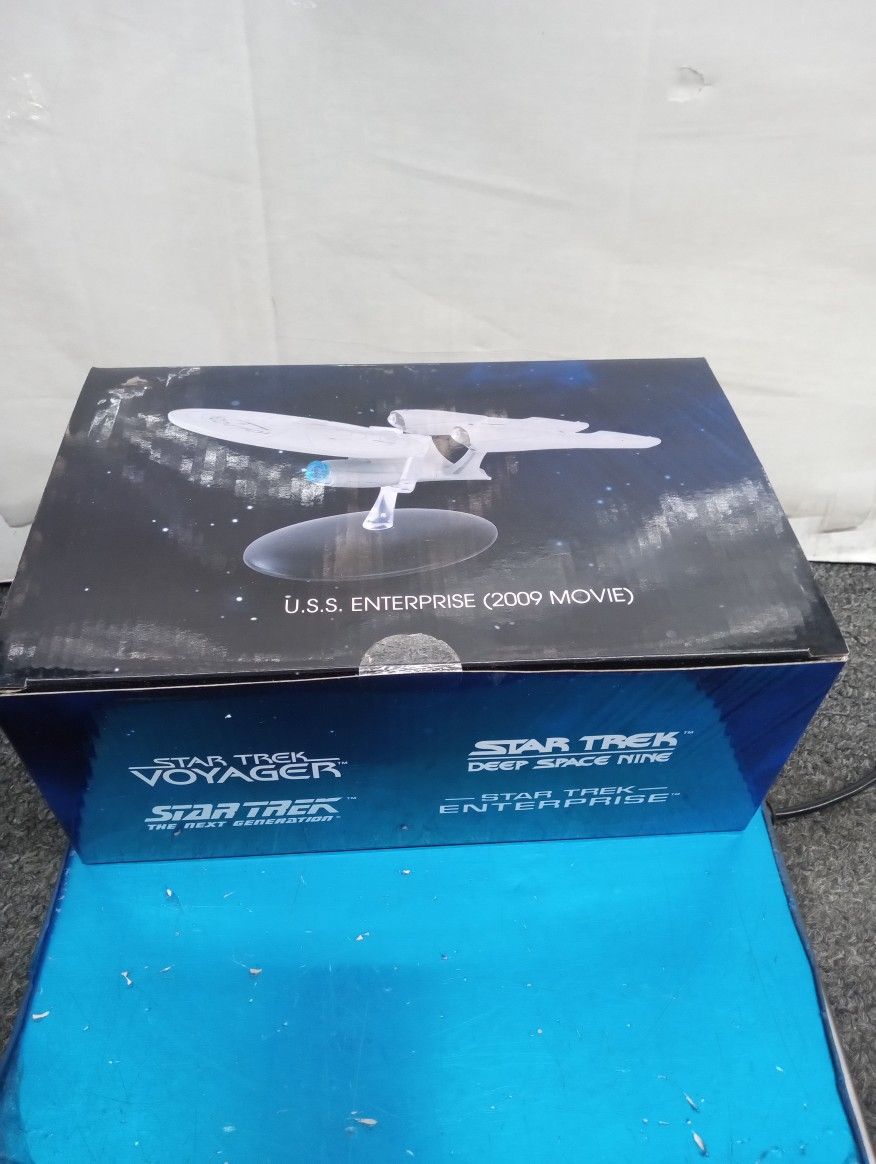 Trek Voyager Star Trek 2009 Stream Free Star Trek ©2009 JJ Abrams