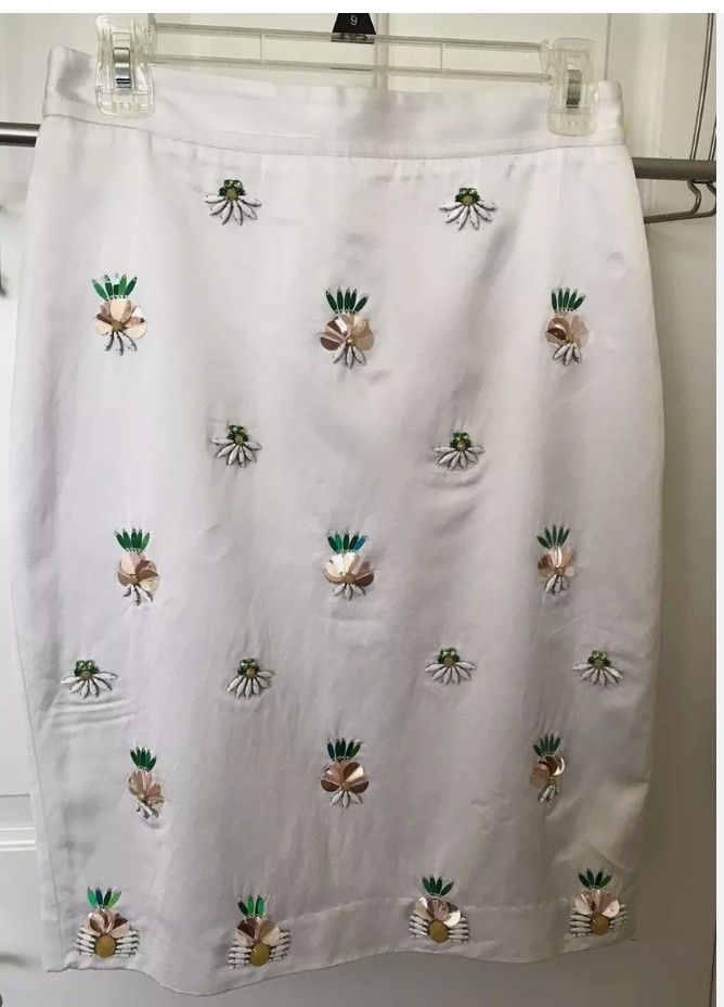 Banana Republic White Pineapple Embellished Beaded Pencil Skirt