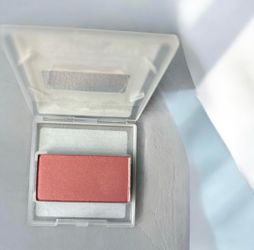 Shy Blush Mary KAY New With Box