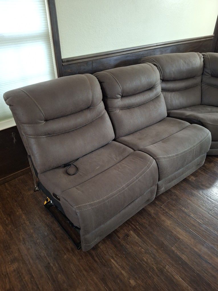 Free Sectional Couch Pieces