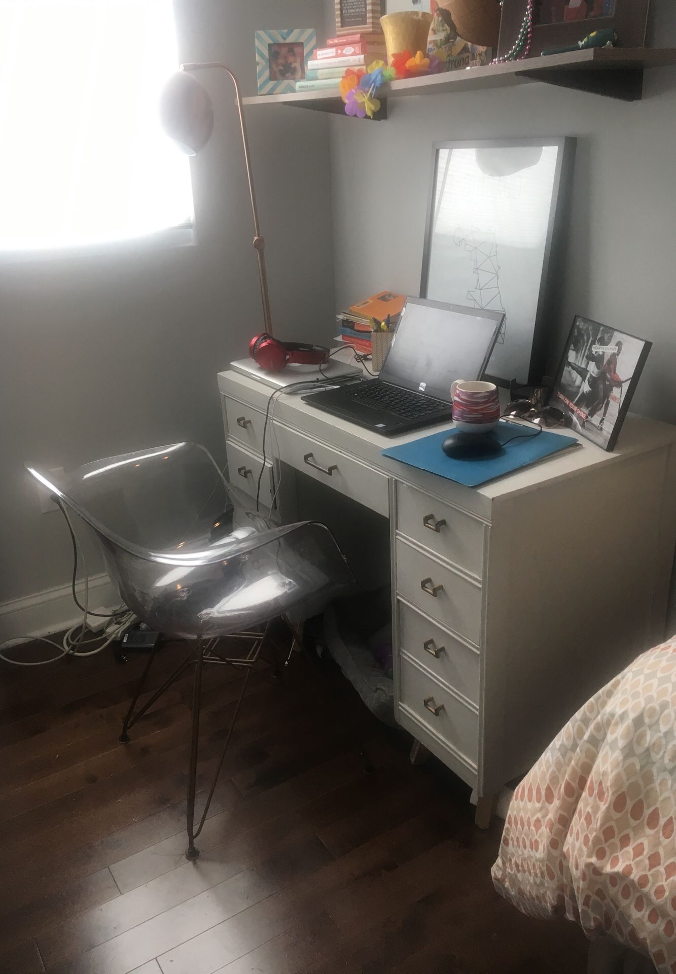 Desk/Vanity