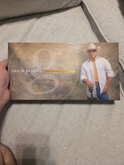Garth brooks collector set