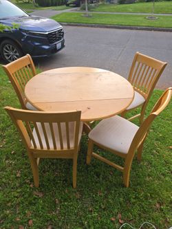Dining room set