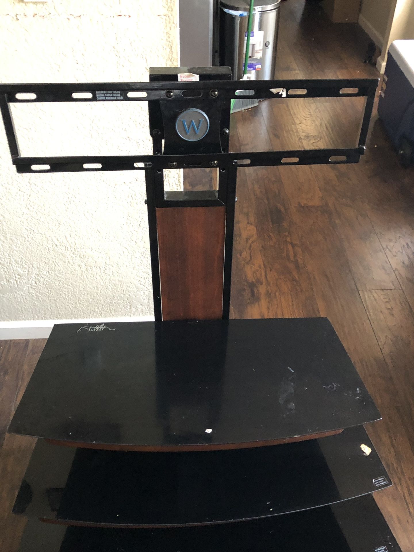 Flat screen TV stand